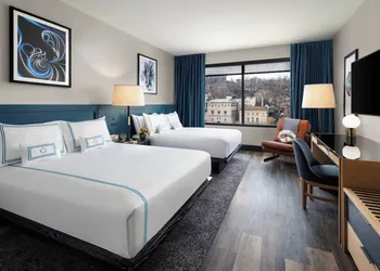 The Oaklander Hotel, Autograph Collection hotel thumbnail 5
