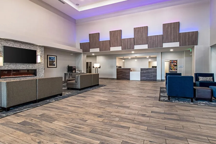 Comfort Suites Grove City - Columbus South hotel detail image 2