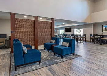 Comfort Suites Grove City - Columbus South hotel thumbnail 4