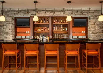 Fairfield Inn & Suites by Marriott Harrisburg International Airport hotel thumbnail 2