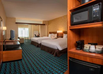 Fairfield Inn & Suites by Marriott Harrisburg International Airport hotel thumbnail 8