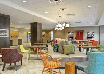 Home2 Suites by Hilton Plymouth, MN hotel thumbnail 2