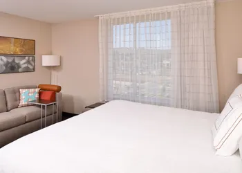 TownePlace Suites by Marriott Ontario Chino Hills hotel thumbnail 5