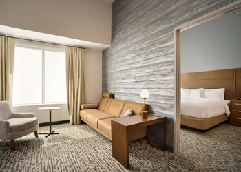 Residence Inn by Marriott Phoenix Chandler/South hotel thumbnail 8
