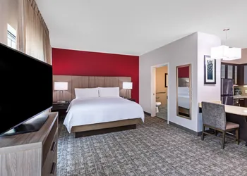 Staybridge Suites IAH Airport East by IHG hotel thumbnail 4