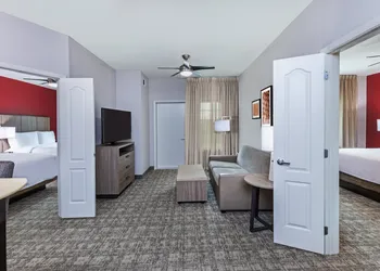 Staybridge Suites IAH Airport East by IHG hotel thumbnail 5