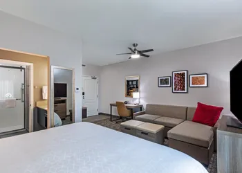 Staybridge Suites IAH Airport East by IHG hotel thumbnail 6