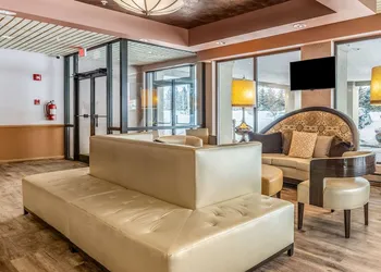 Econo Lodge Brainerd hotel thumbnail 4