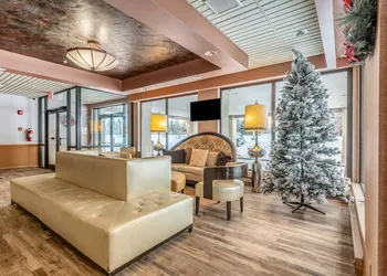 Econo Lodge Brainerd hotel thumbnail 8