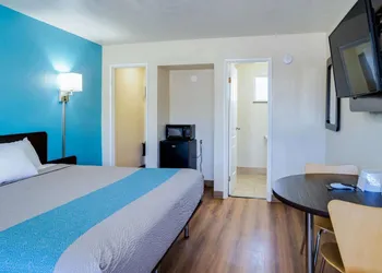 Motel 6 Odessa, TX - 2nd Street hotel thumbnail 7