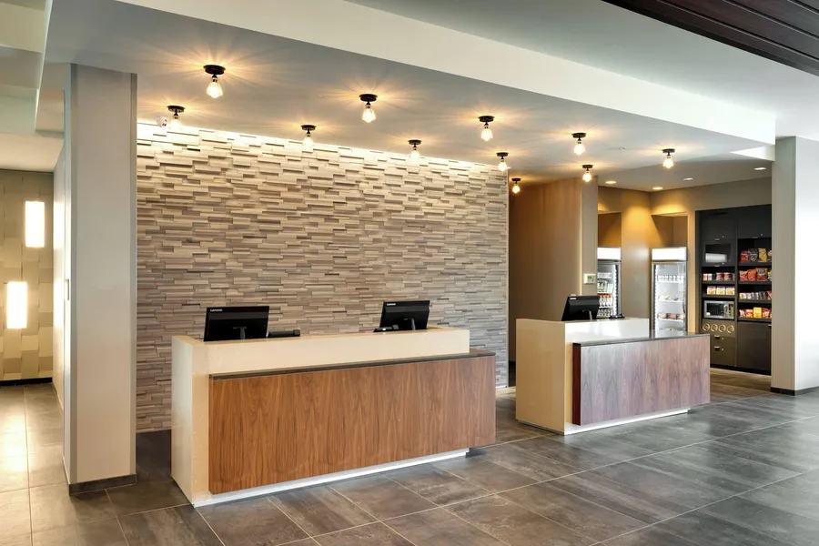 Courtyard by Marriott Los Angeles LAX/Hawthorne hotel detail image 2