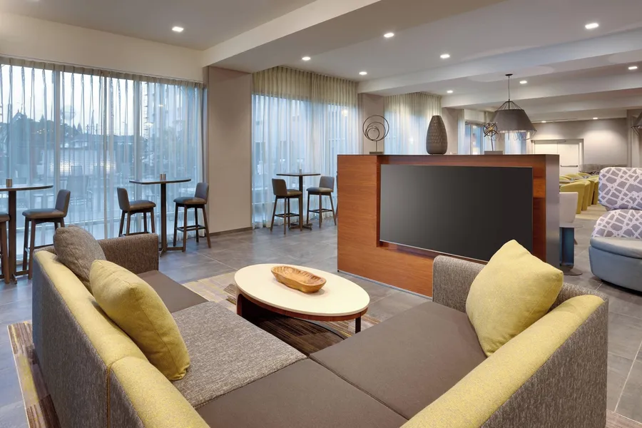 Courtyard by Marriott Los Angeles LAX/Hawthorne hotel detail image 6