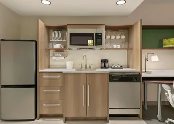 Home2 Suites by Hilton Chantilly Dulles Airport hotel thumbnail 8