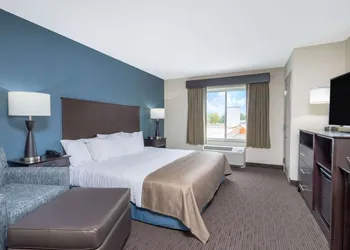 AmericInn by Wyndham Windom hotel thumbnail 4