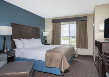 AmericInn by Wyndham Windom hotel thumbnail 6