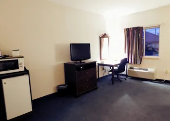 Americas Best Value Inn Fredonia hotel thumbnail 2