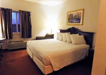 Americas Best Value Inn Fredonia hotel thumbnail 8