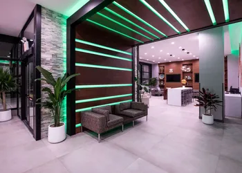 Wingate by Wyndham Long Island City hotel thumbnail 6