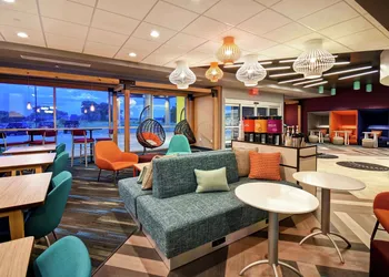 Tru by Hilton North Platte hotel thumbnail 2
