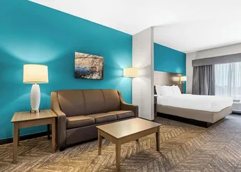 Best Western Plus Bolivar Hotel & Suites hotel thumbnail 7
