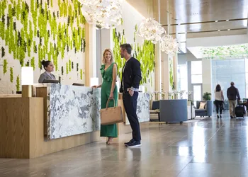 InterContinental Houston by IHG hotel thumbnail 2