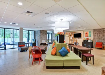 Home2 Suites by Hilton Hilton Head hotel thumbnail 2