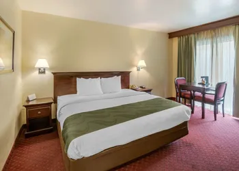 Quality Inn & Suites El Cajon San Diego East hotel thumbnail 8