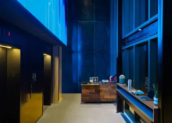 Moxy NYC Downtown hotel thumbnail 2