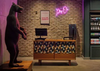 Moxy NYC Downtown hotel thumbnail 3