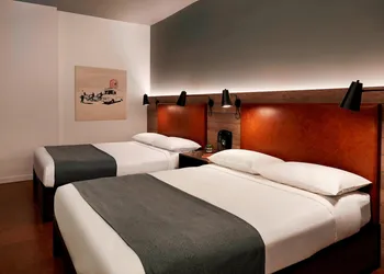 Moxy NYC Downtown hotel thumbnail 7