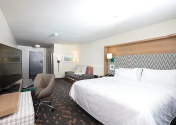 Holiday Inn Kalamazoo West by IHG hotel thumbnail 3
