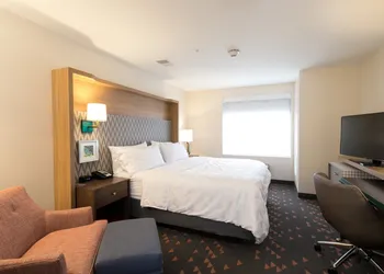 Holiday Inn Kalamazoo West by IHG hotel thumbnail 6