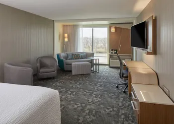 Courtyard by Marriott Albany Troy/Waterfront hotel thumbnail 8