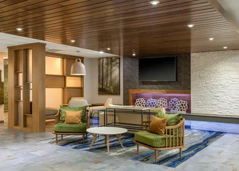 Fairfield Inn & Suites by Marriott Salina hotel thumbnail 2