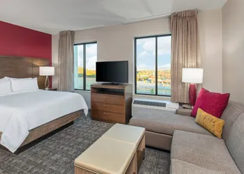 Staybridge Suites Charlottesville Airport by IHG hotel thumbnail 4