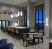 Hampton Inn & Suites Chicago-Burr Ridge hotel detail image 4