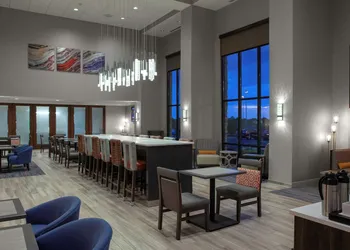 Hampton Inn & Suites Chicago-Burr Ridge hotel thumbnail 4