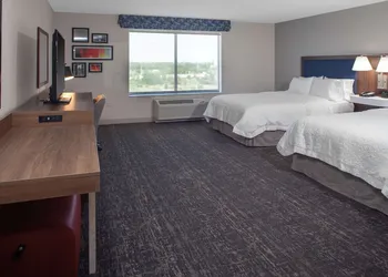 Hampton Inn & Suites Chicago-Burr Ridge hotel thumbnail 7