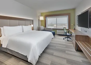 Holiday Inn Express & Suites Fort Worth North - Northlake by IHG hotel thumbnail 4