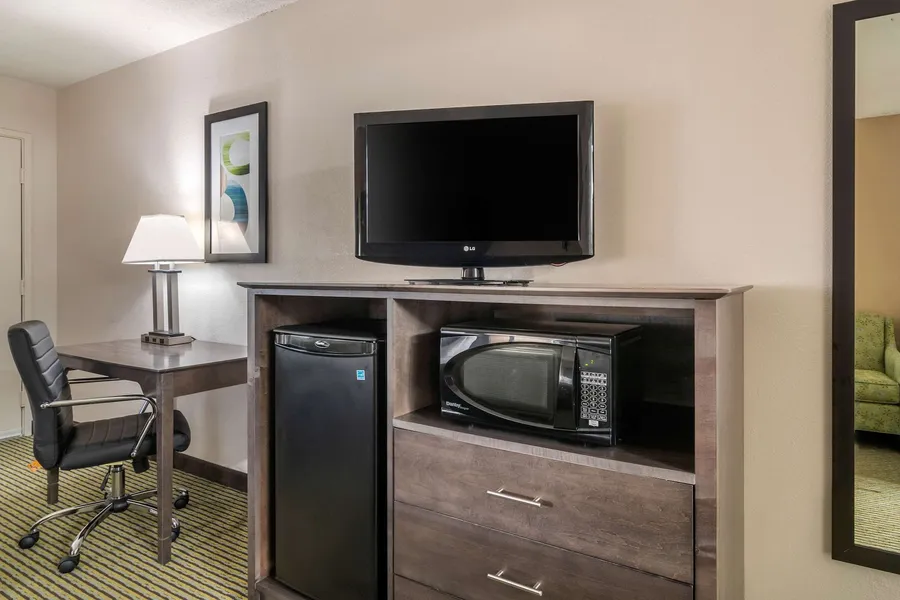Quality Inn McDonough Atlanta South hotel detail image 6