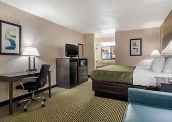 Quality Inn McDonough Atlanta South hotel thumbnail 7