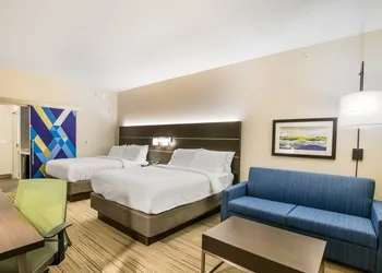 Holiday Inn Express & Suites Jacksonville - Town Center by IHG hotel thumbnail 7