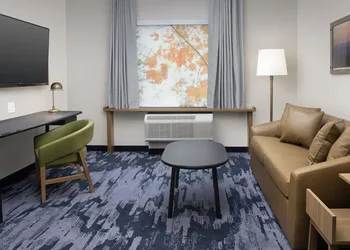 Fairfield Inn & Suites by Marriott New Orleans Metairie hotel thumbnail 5