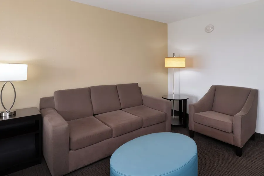 Garner Hotel Clarksville Northeast by IHG hotel detail image 6