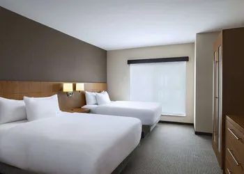 Hyatt Place Greensboro/Downtown hotel thumbnail 4