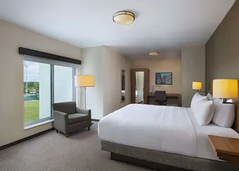 Hyatt Place Greensboro/Downtown hotel thumbnail 8