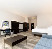 Holiday Inn Express & Suites Franklin - Berry Farms by IHG hotel detail image 7