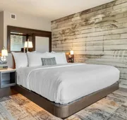 DoubleTree by Hilton Charleston Riverview hotel detail image 7