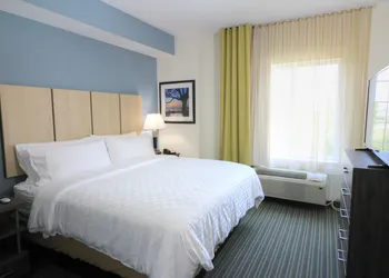 Candlewood Suites Memphis East by IHG hotel thumbnail 4