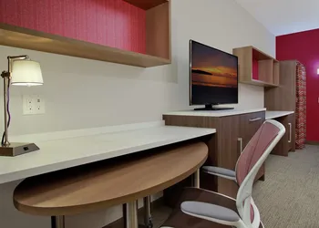 Home2 Suites by Hilton Mobile International Airport hotel thumbnail 7